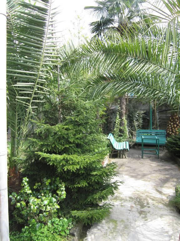 Guesthouse 97 In Batumi บาทูมิ ภายนอก รูปภาพ